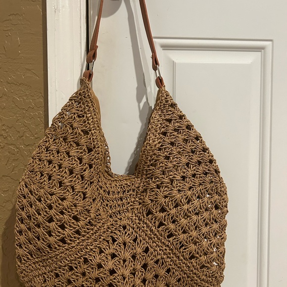 Zara Tan Woven Shoulder Bag with Shoulder Straps - Picture 3 of 5